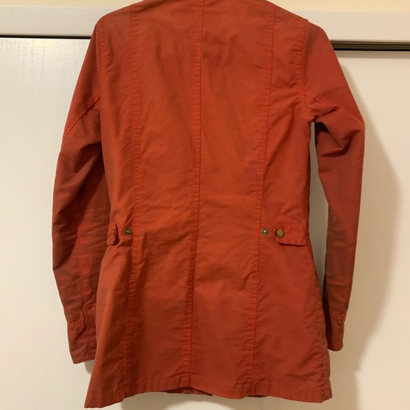 Women’s Barbour Wax Jacket - Picture 6 of 9